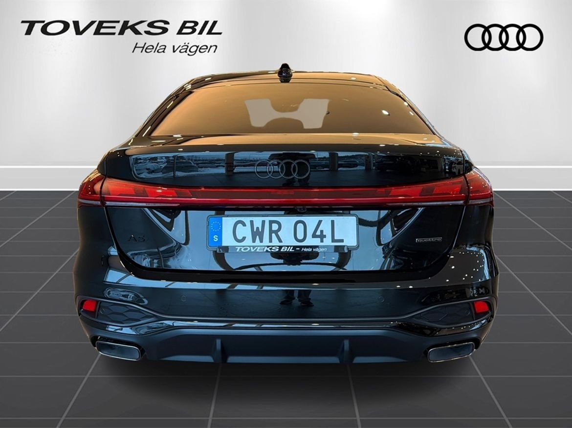 Audi A5 E-HYBRID 367HK-S-LINE 2025, bild 3/16