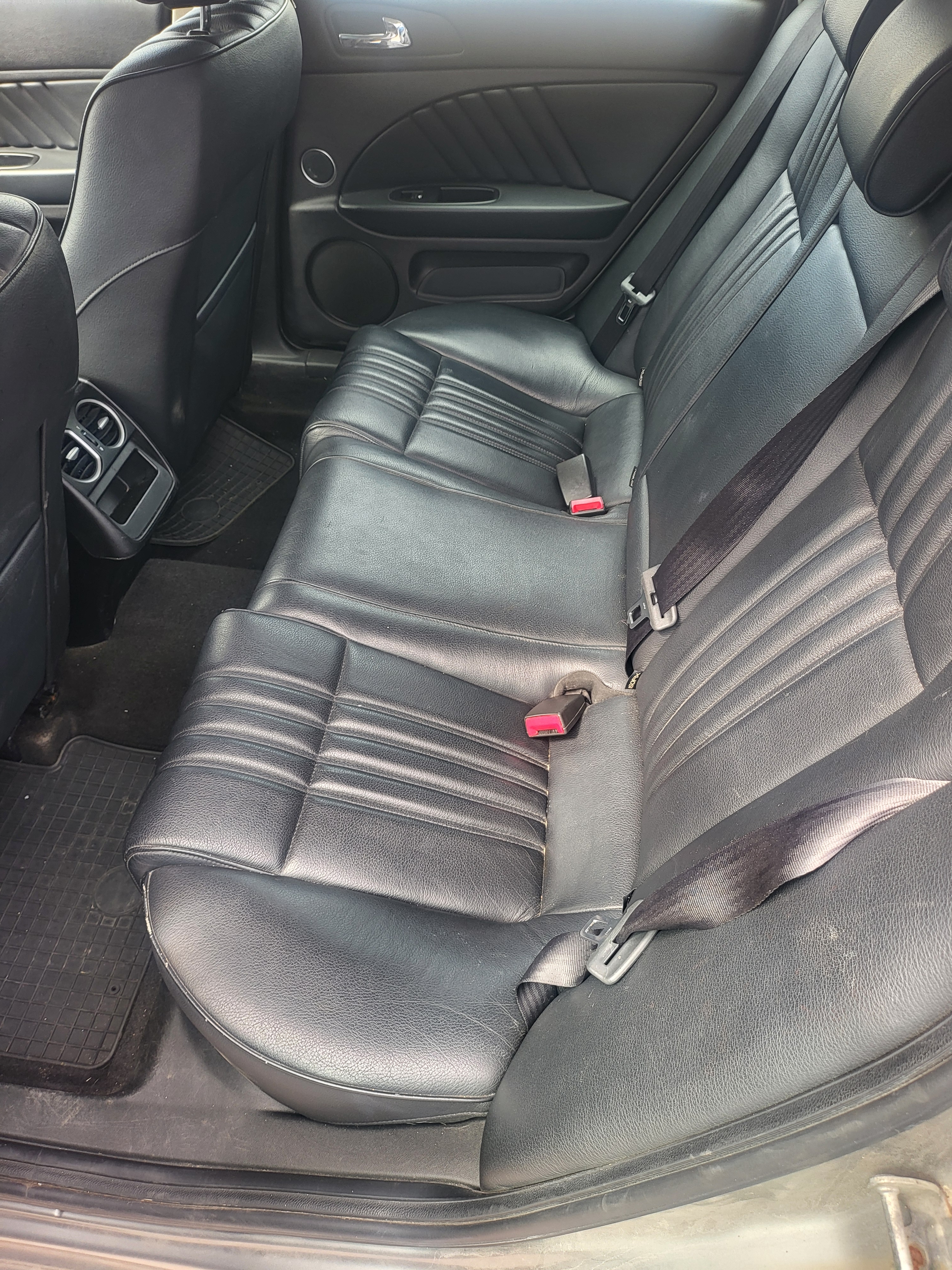 Alfa Romeo 159 2008, bild 4/5