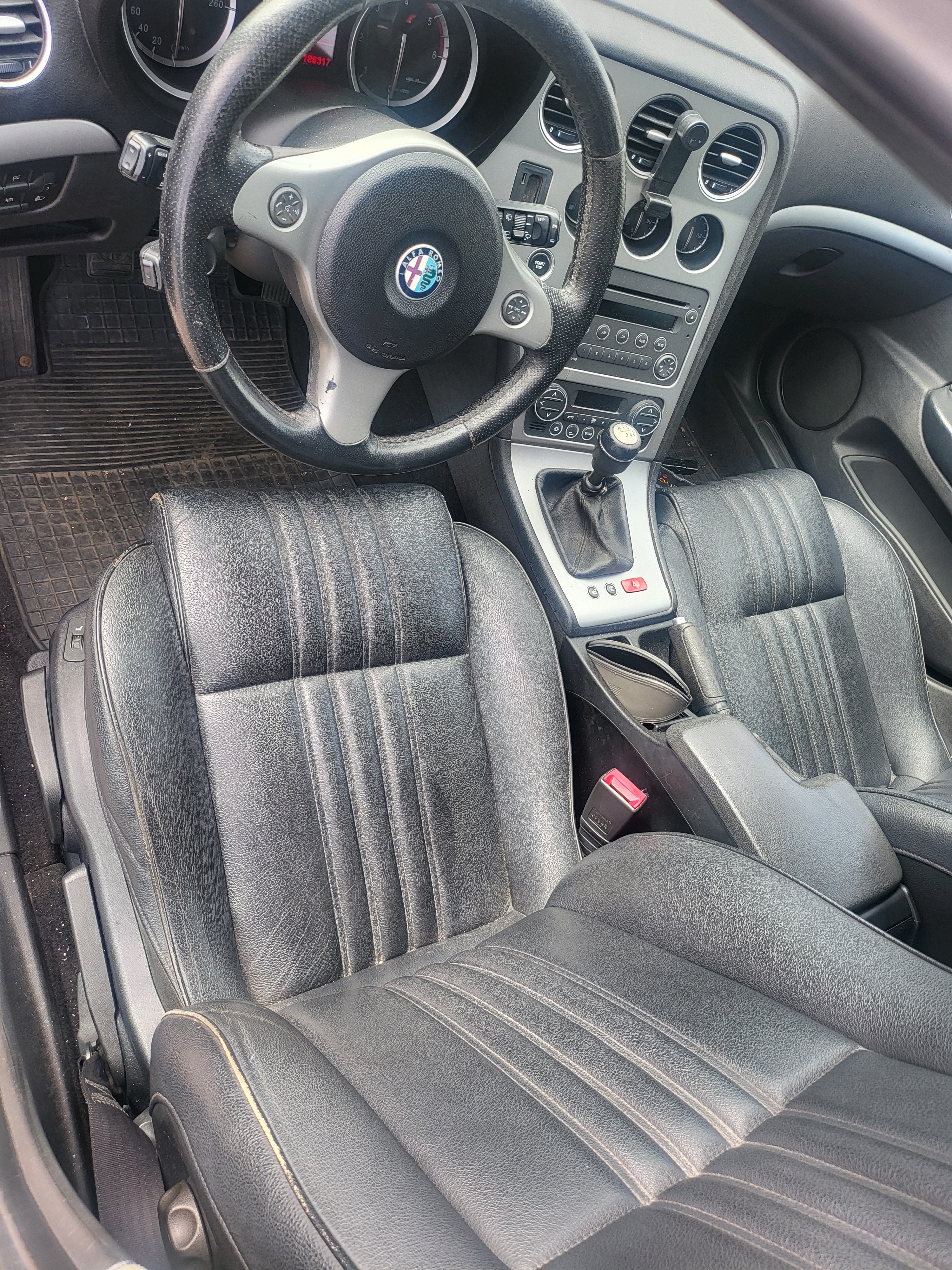 Alfa Romeo 159 2008, bild 5/5