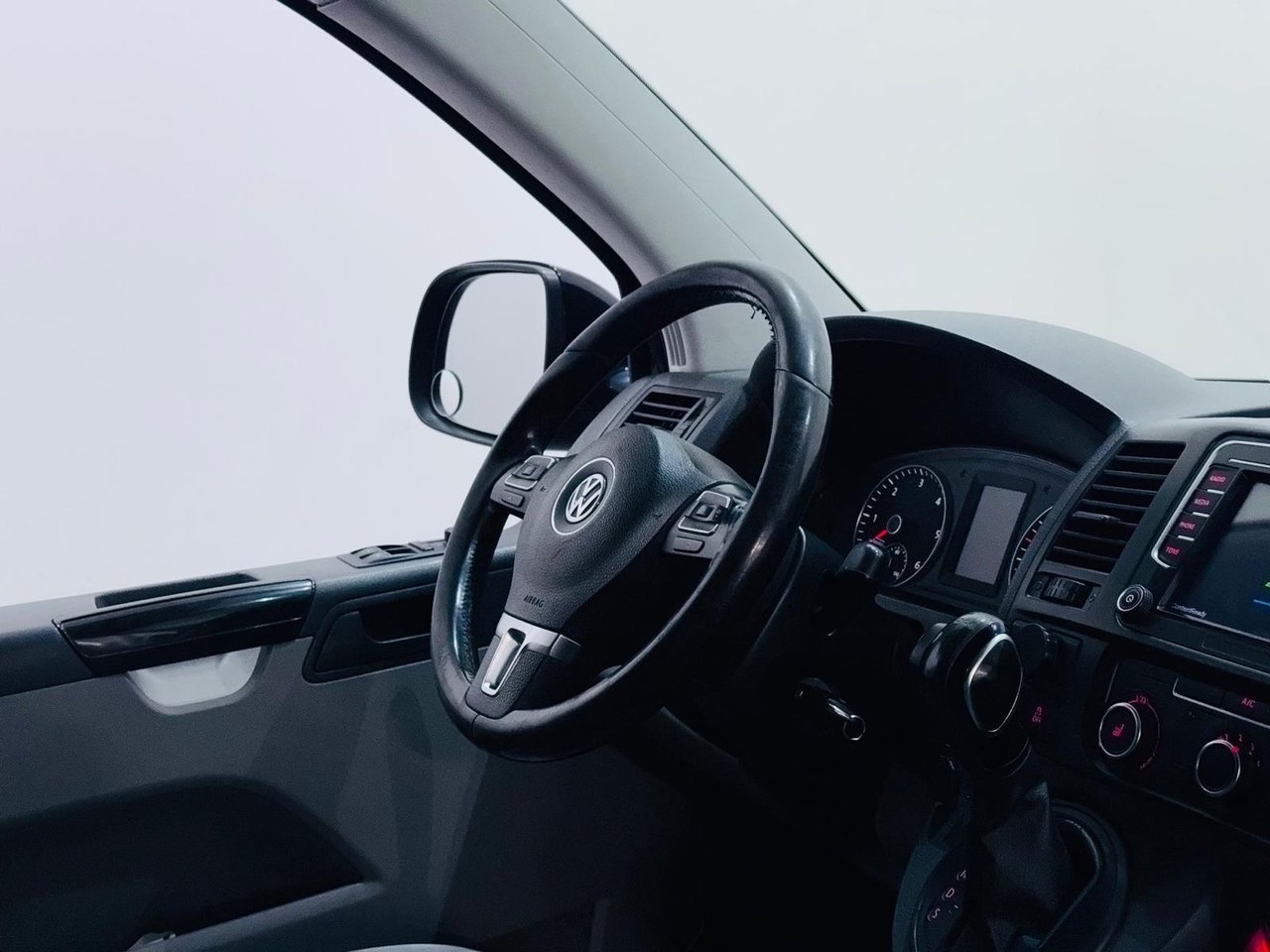 Volkswagen Transporter 2015, bild 5/10