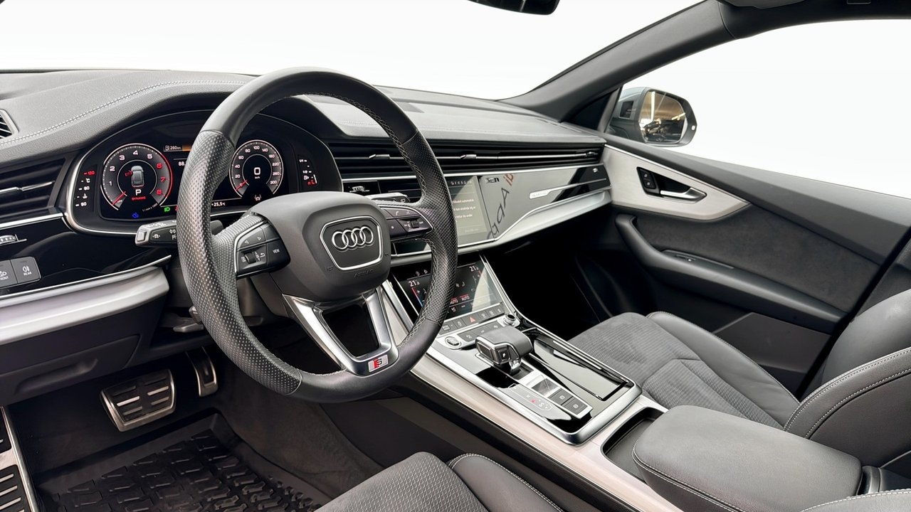 Audi Q8 2023, photo 7/23