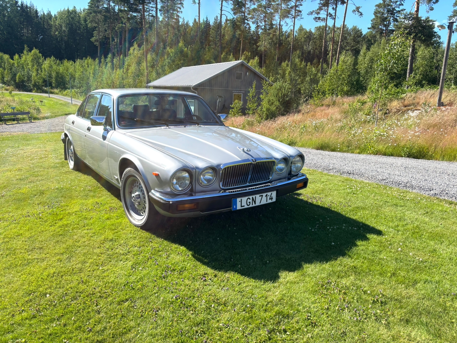 Jaguar XJ