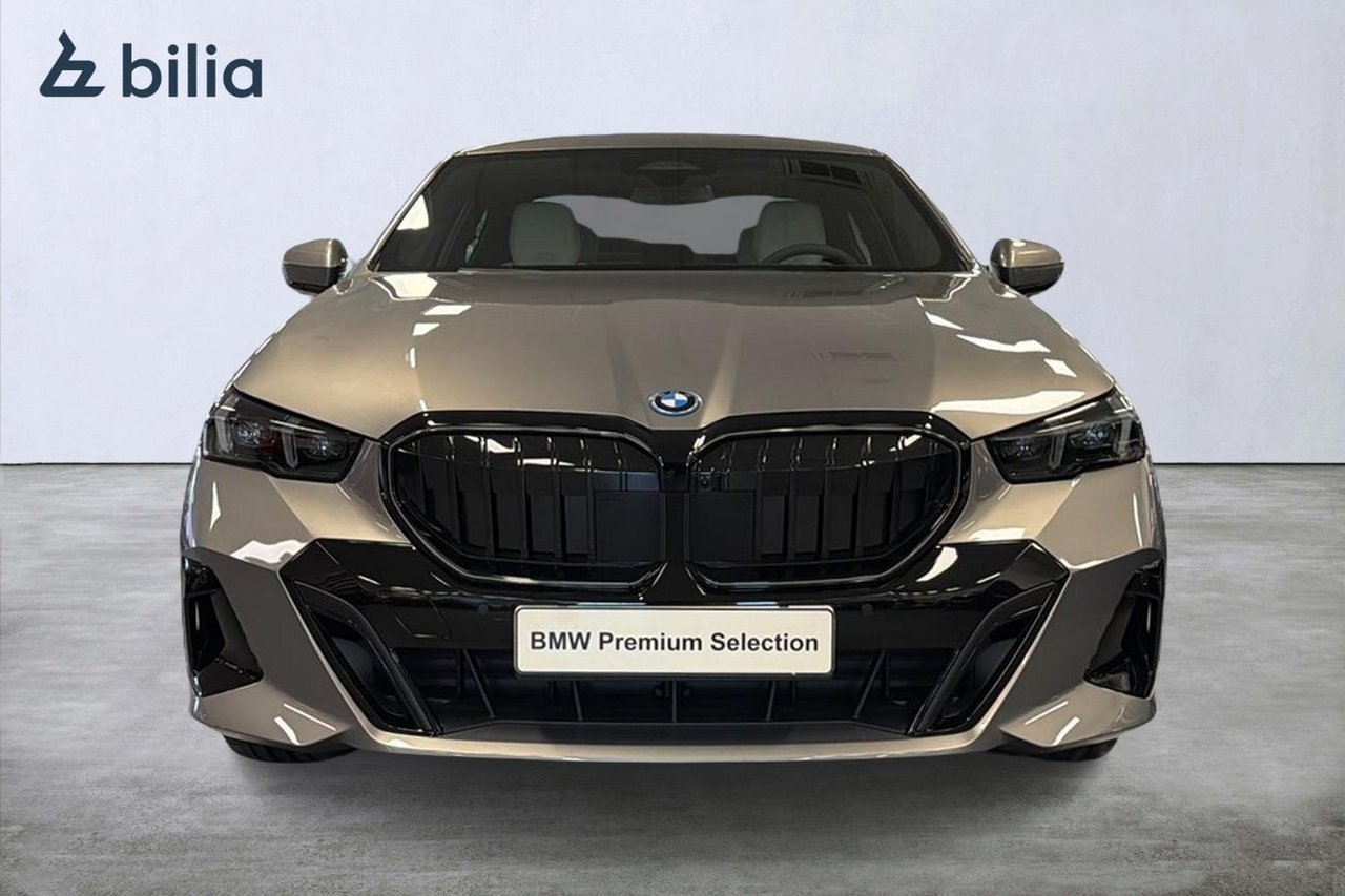 BMW 530 e xDrive M-sport Pro 2026, bild 5/10