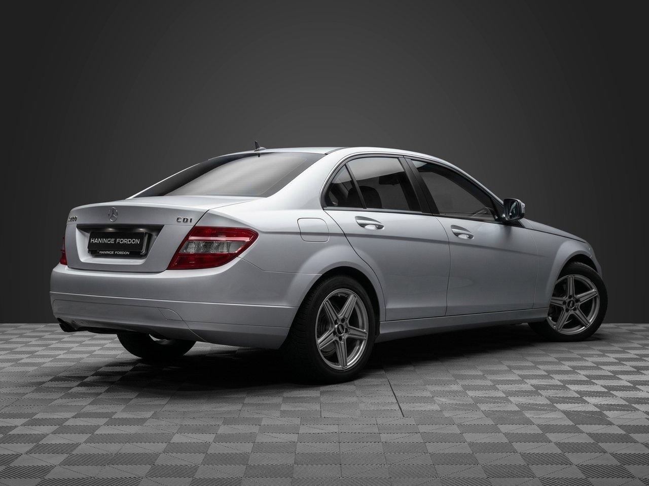Mercedes-Benz C 2009, kuva 4/17