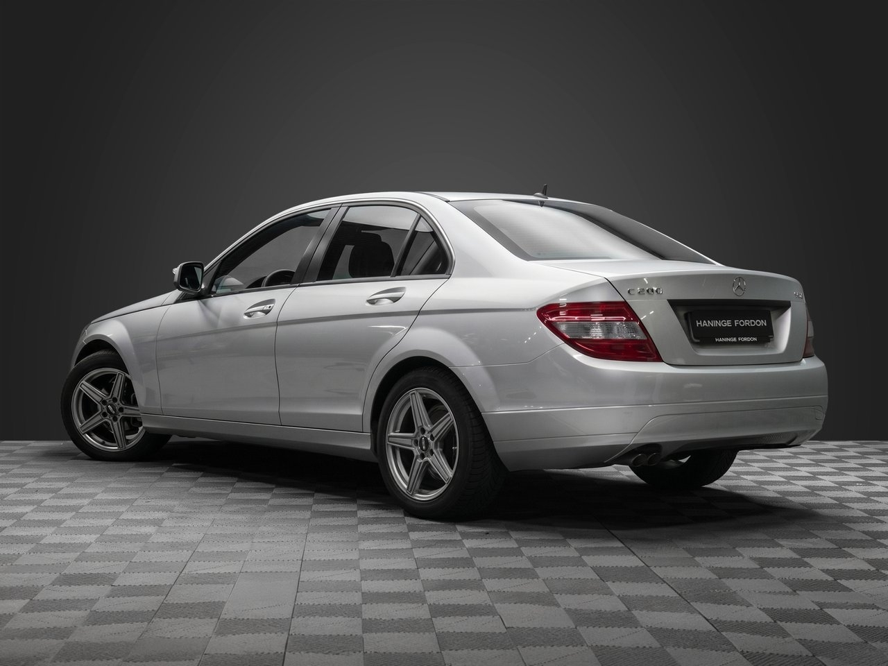 Mercedes-Benz C 2009, kuva 6/17