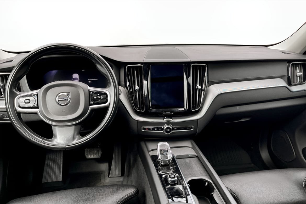 Volvo XC60 Recharge T6 Inscription 2022, kuva 4/9