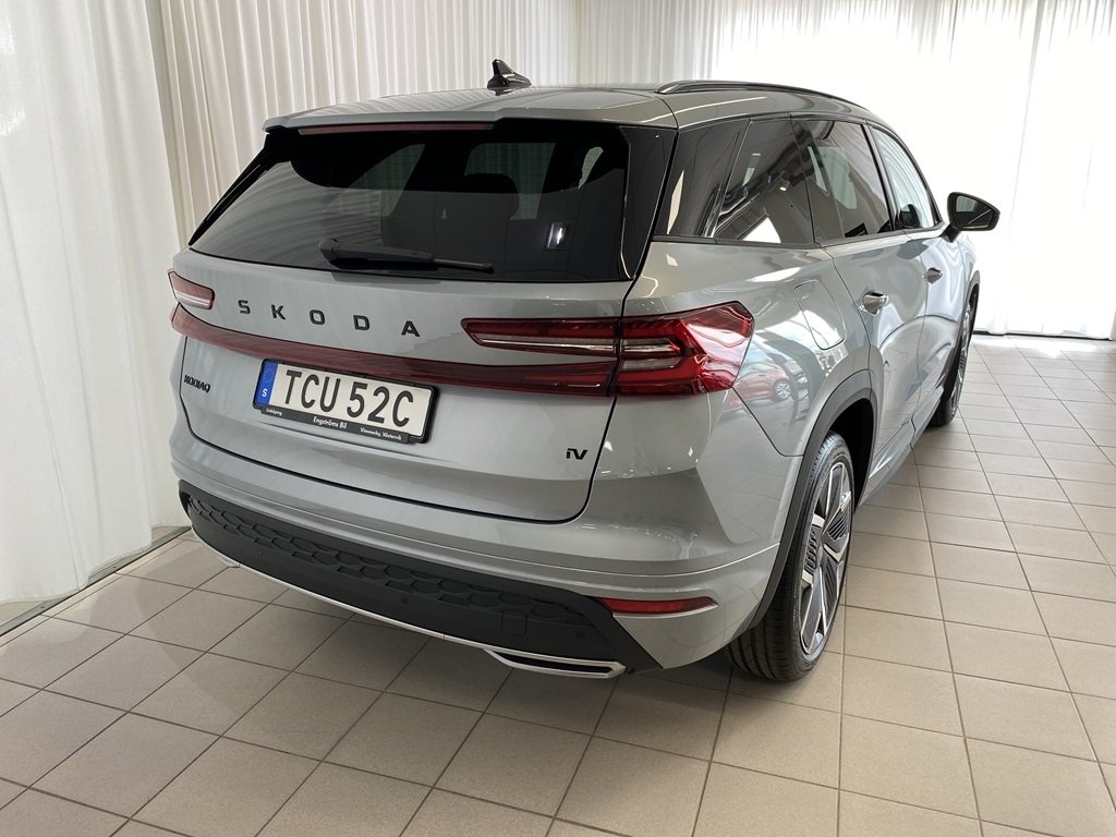 Skoda Kodiaq SPORTLINE 1,5 TSI IV 204 HK 2026, kuva 3/11