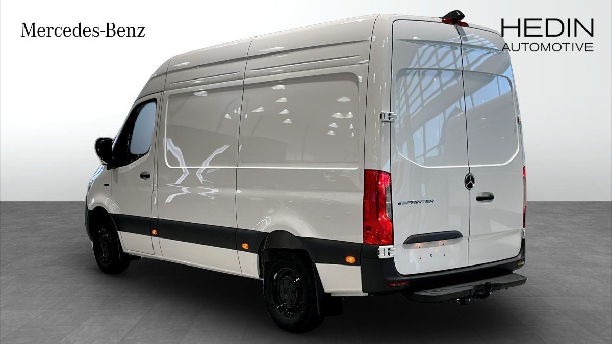 Mercedes-Benz eSprinter 2025, bild 2/10