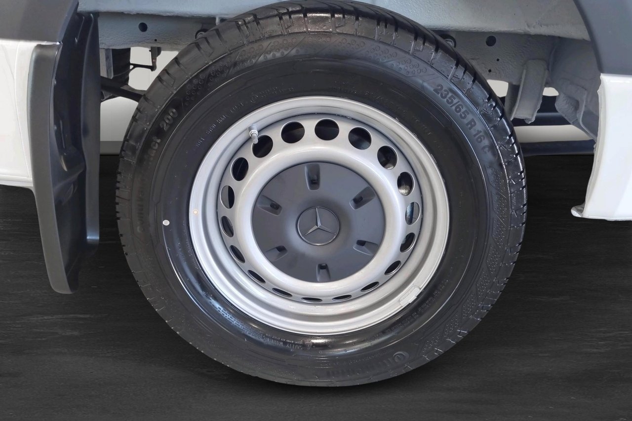 Mercedes-Benz Sprinter 2026, photo 4/9