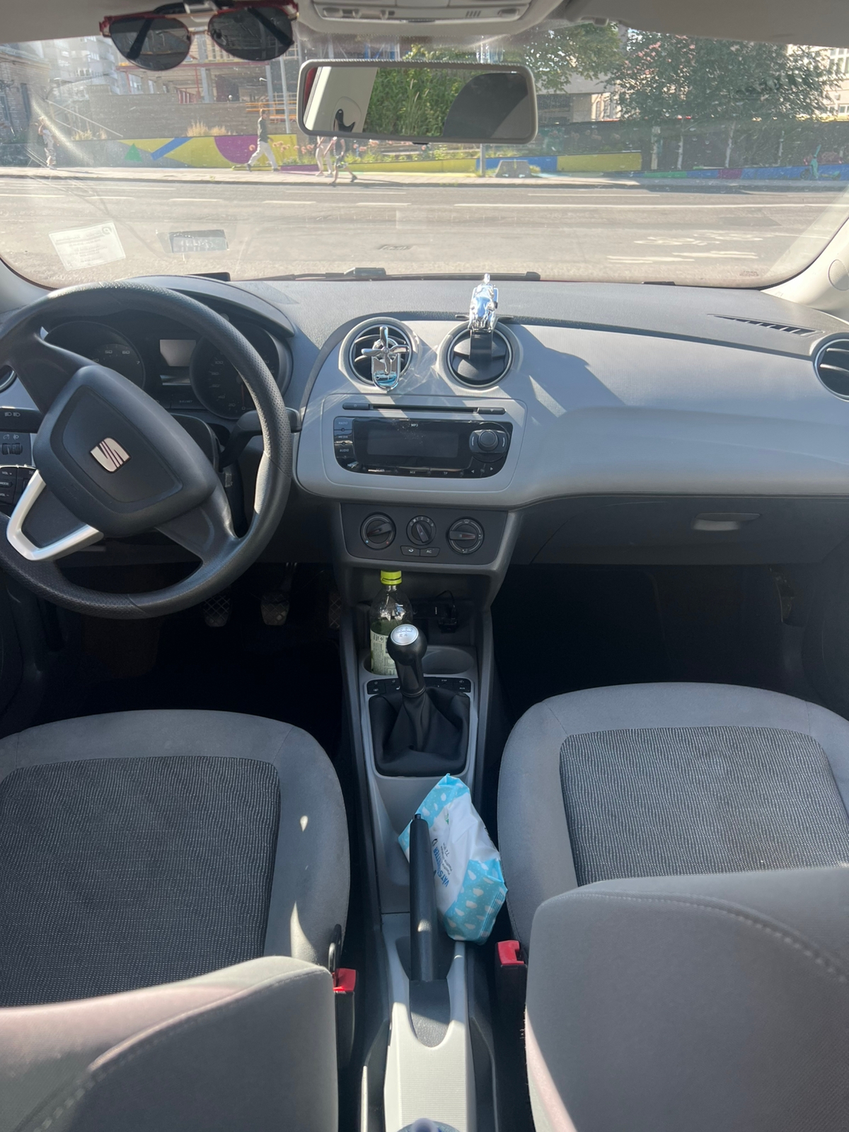 Seat Ibiza 5-dörrar 1.4 16v Manuell 2009, bild 4/6