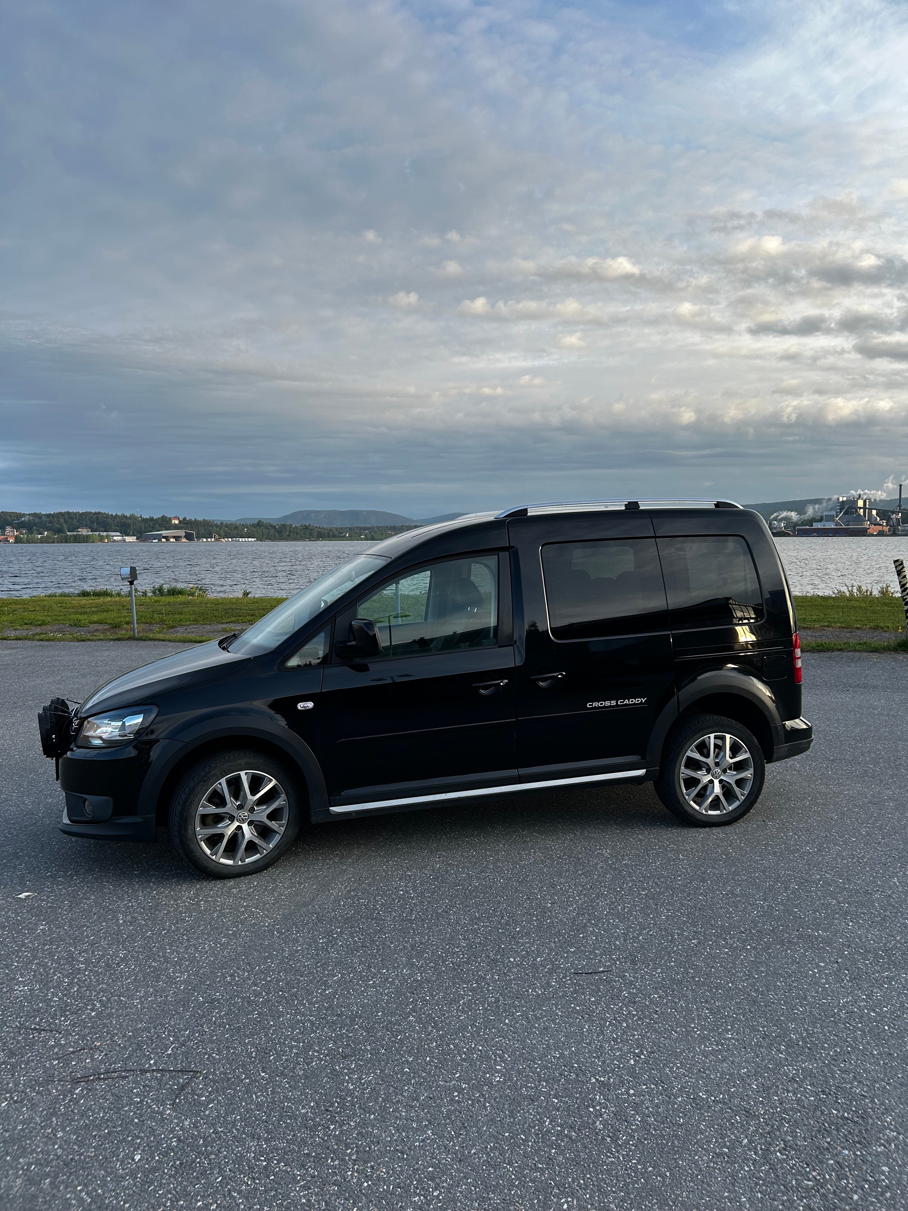 Volkswagen Caddy 2014, bild 4/10