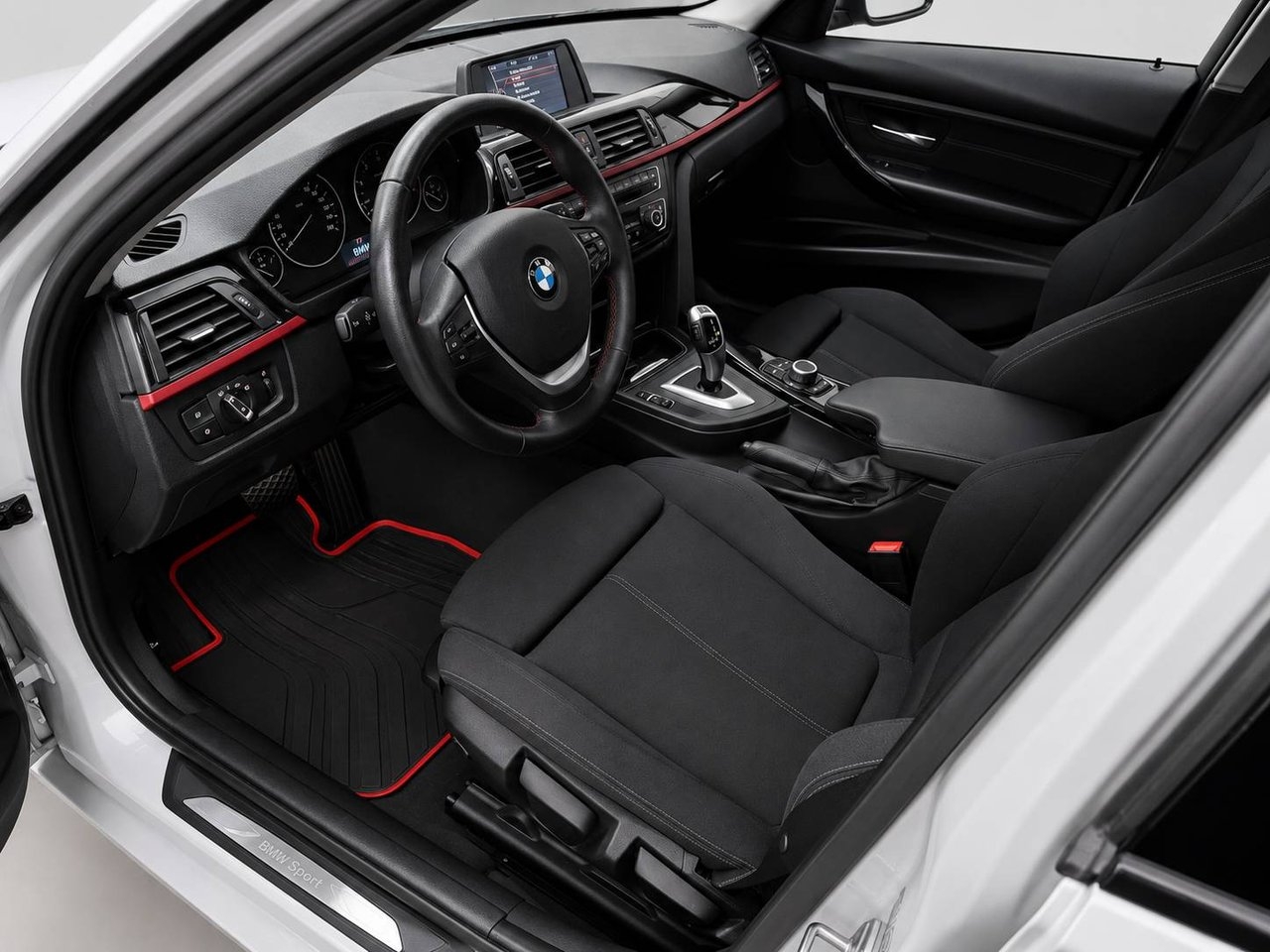 BMW 320 2014, bild 6/10