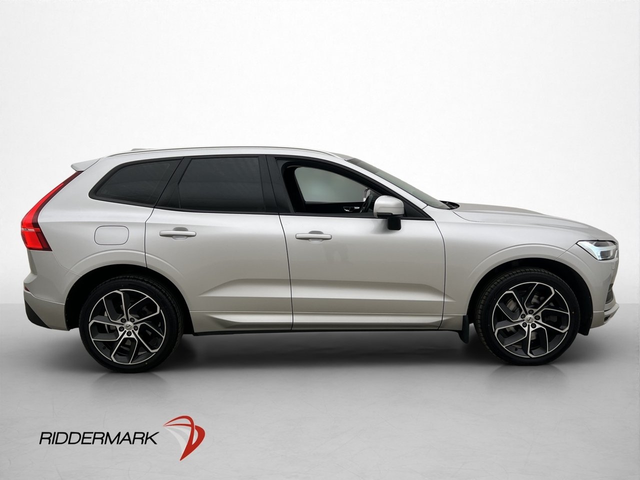 Volvo XC60 2020, kuva 6/29