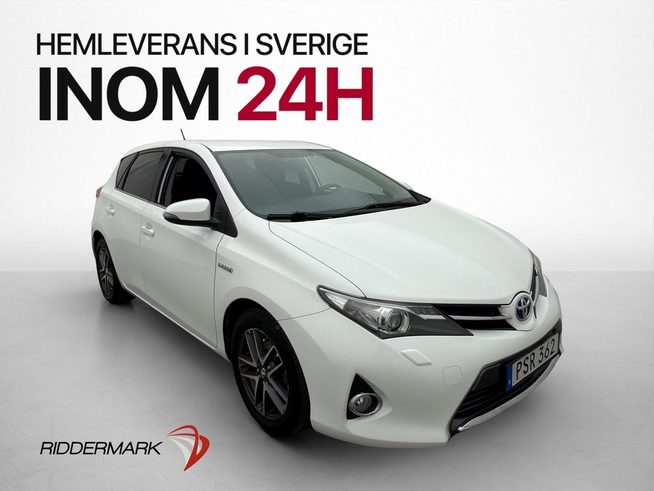 Toyota Auris Hybrid e-CVT Edition Feel 2015, photo 3/30