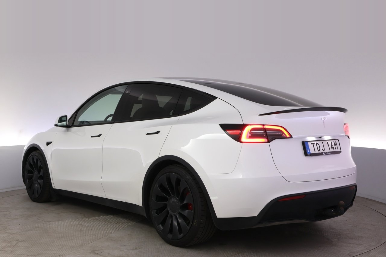 Tesla Model Y Performance Autopilot 2024, bild 4/10
