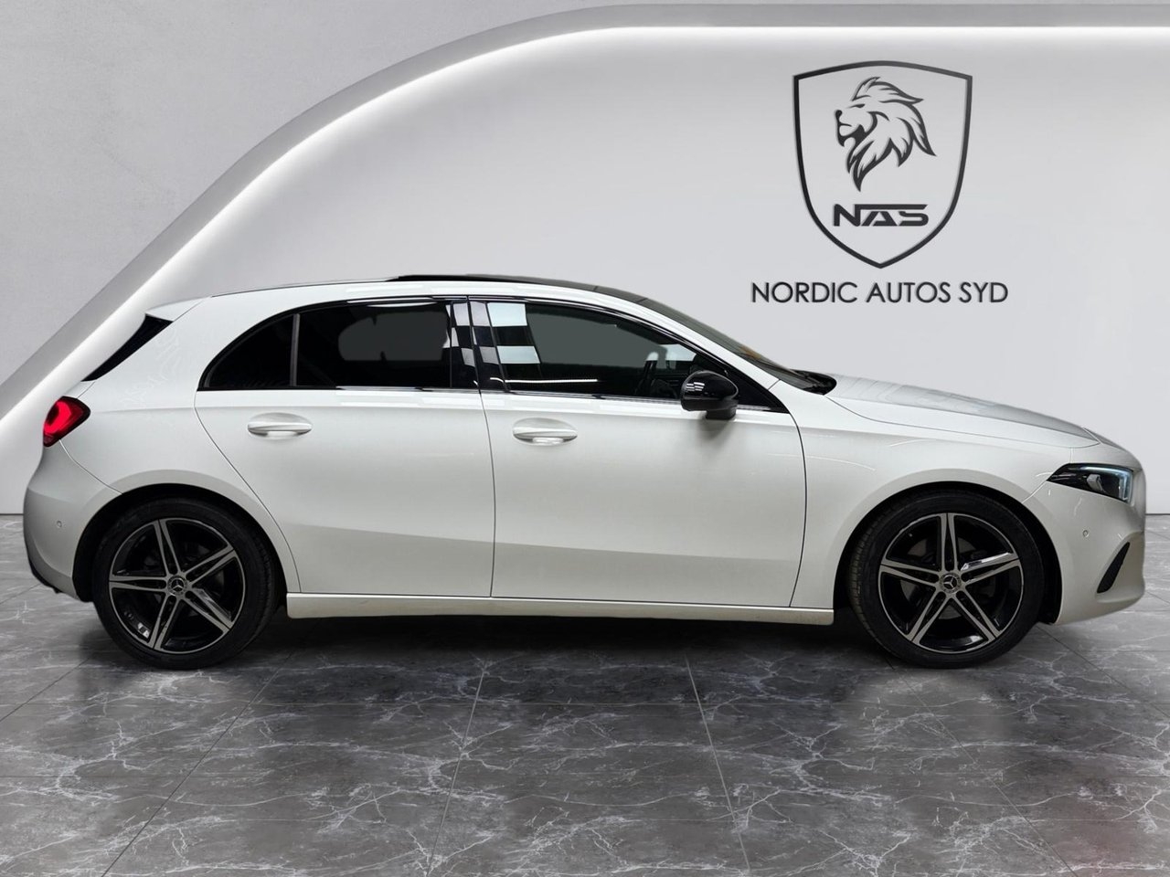 Mercedes-Benz A 180 d 2022, kuva 6/10