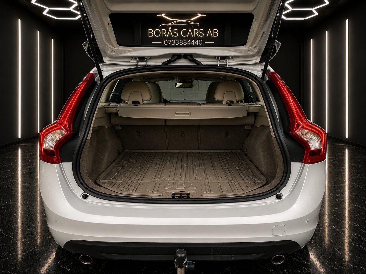 Volvo V60 D4 (163hk) AWD Geartronic 2013, bild 5/10