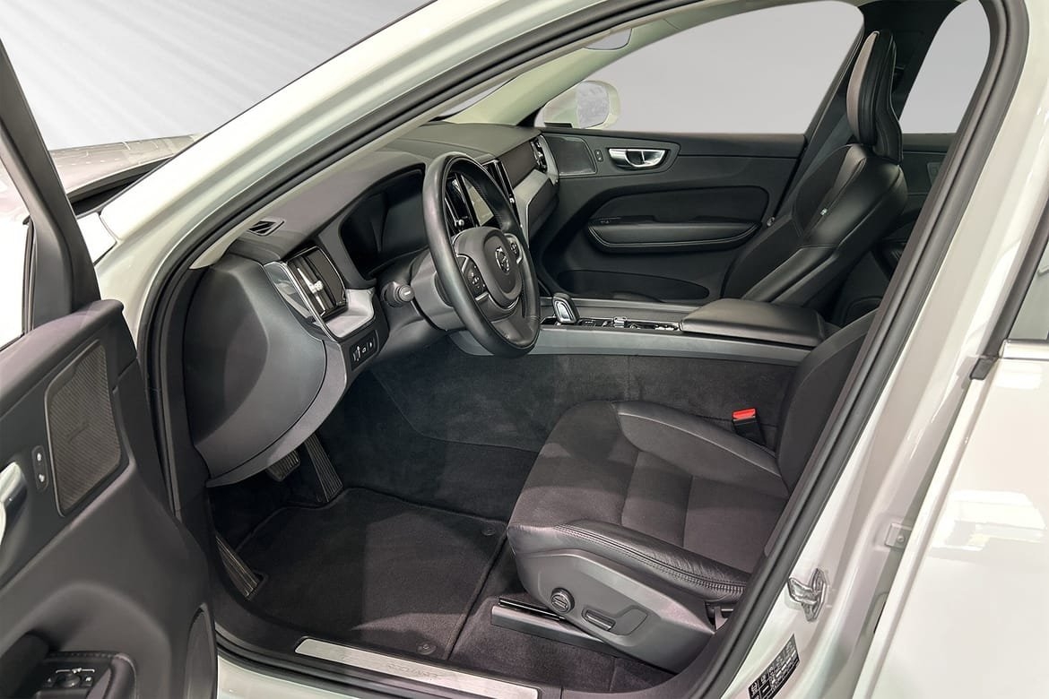 Volvo XC60 2021, bild 7/17