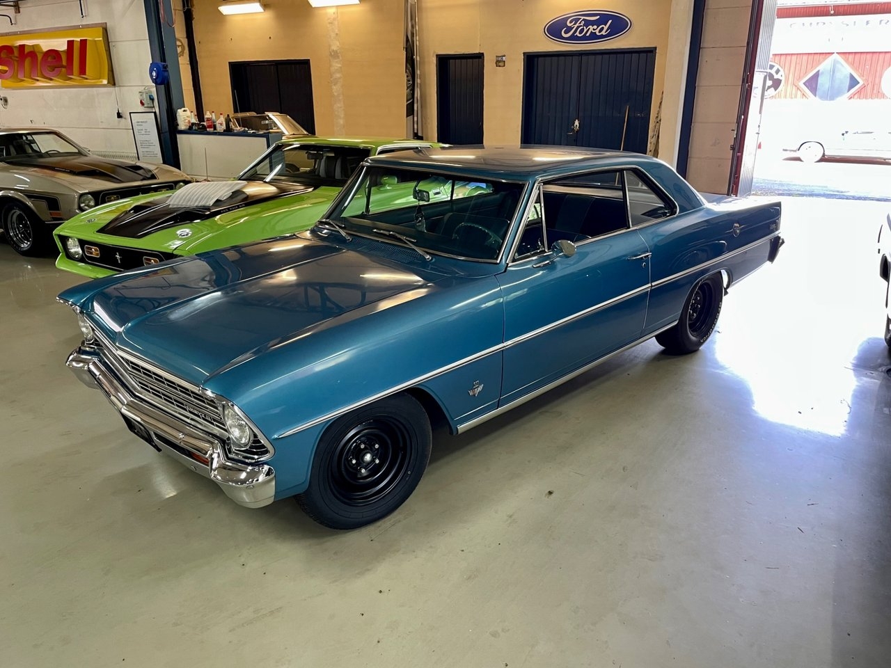 Chevrolet Nova