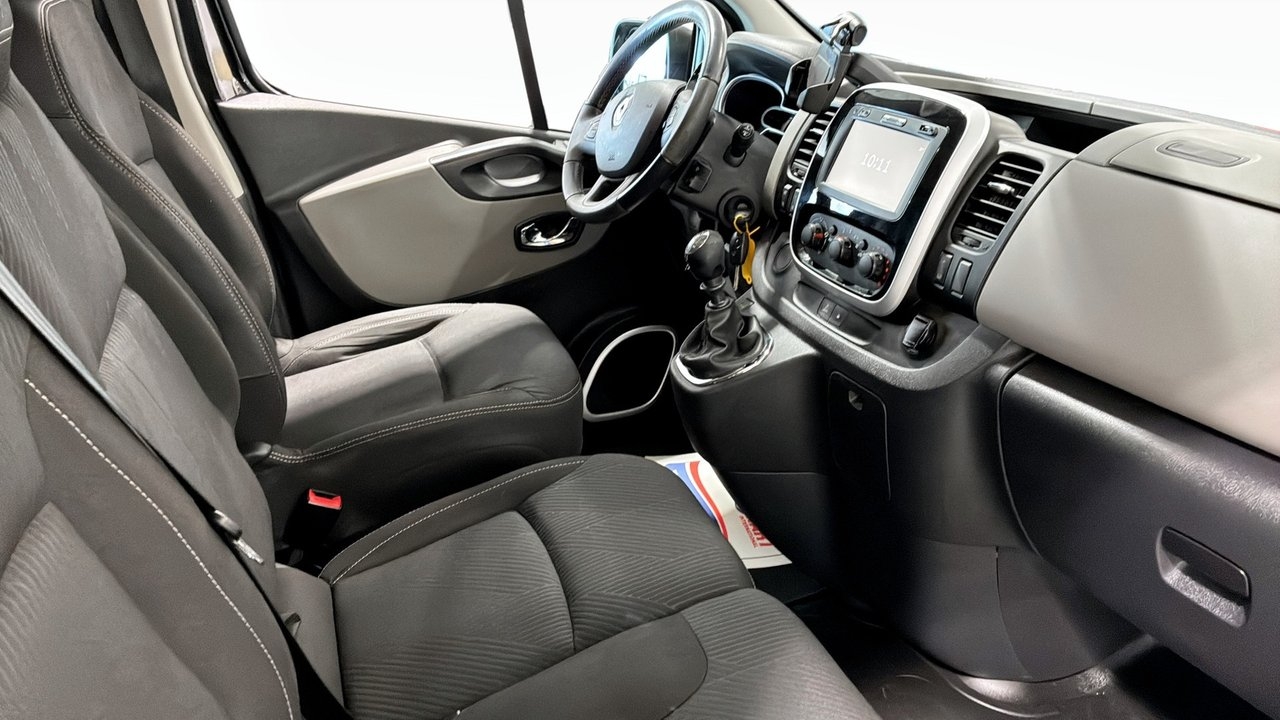 Renault Trafic L1H1 2018, photo 3/10