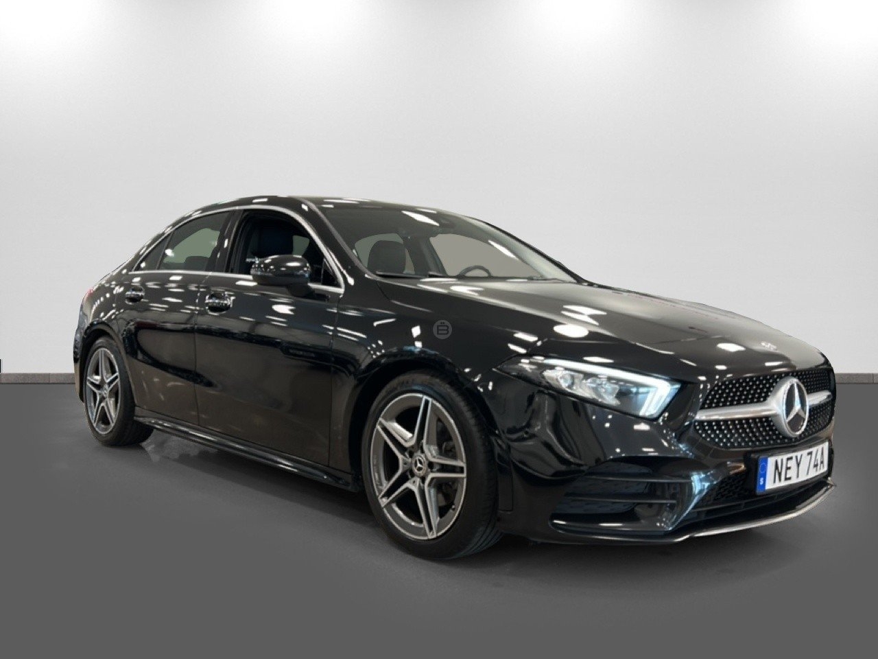 Mercedes-Benz A 200 Sedan AMG Line 2020, bild 3/22
