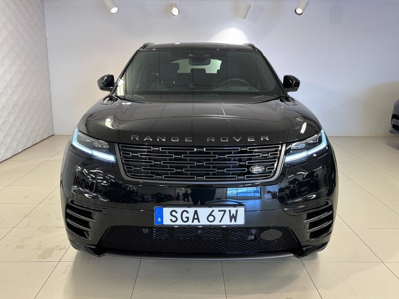 Land Rover Range Rover Velar 2026, kuva 2/13