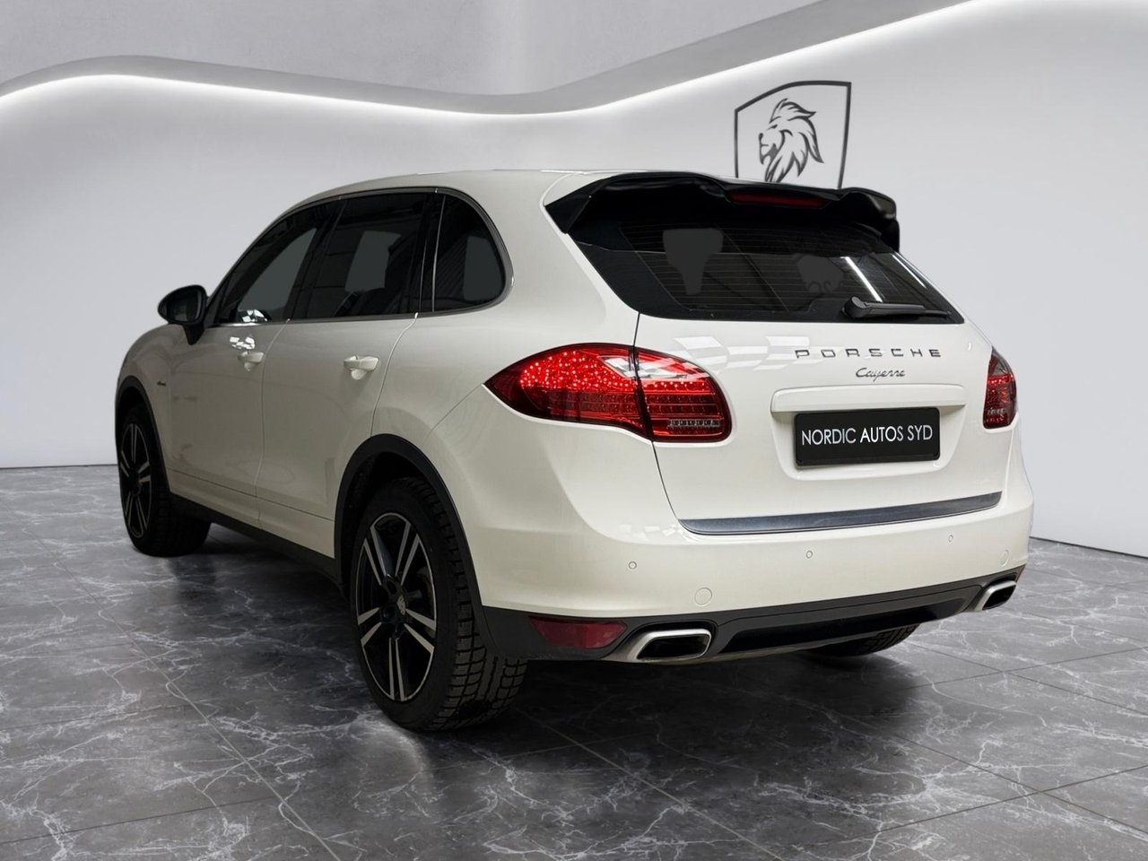 Porsche Cayenne Diesel / S Base / Drag 2012, kuva 3/10