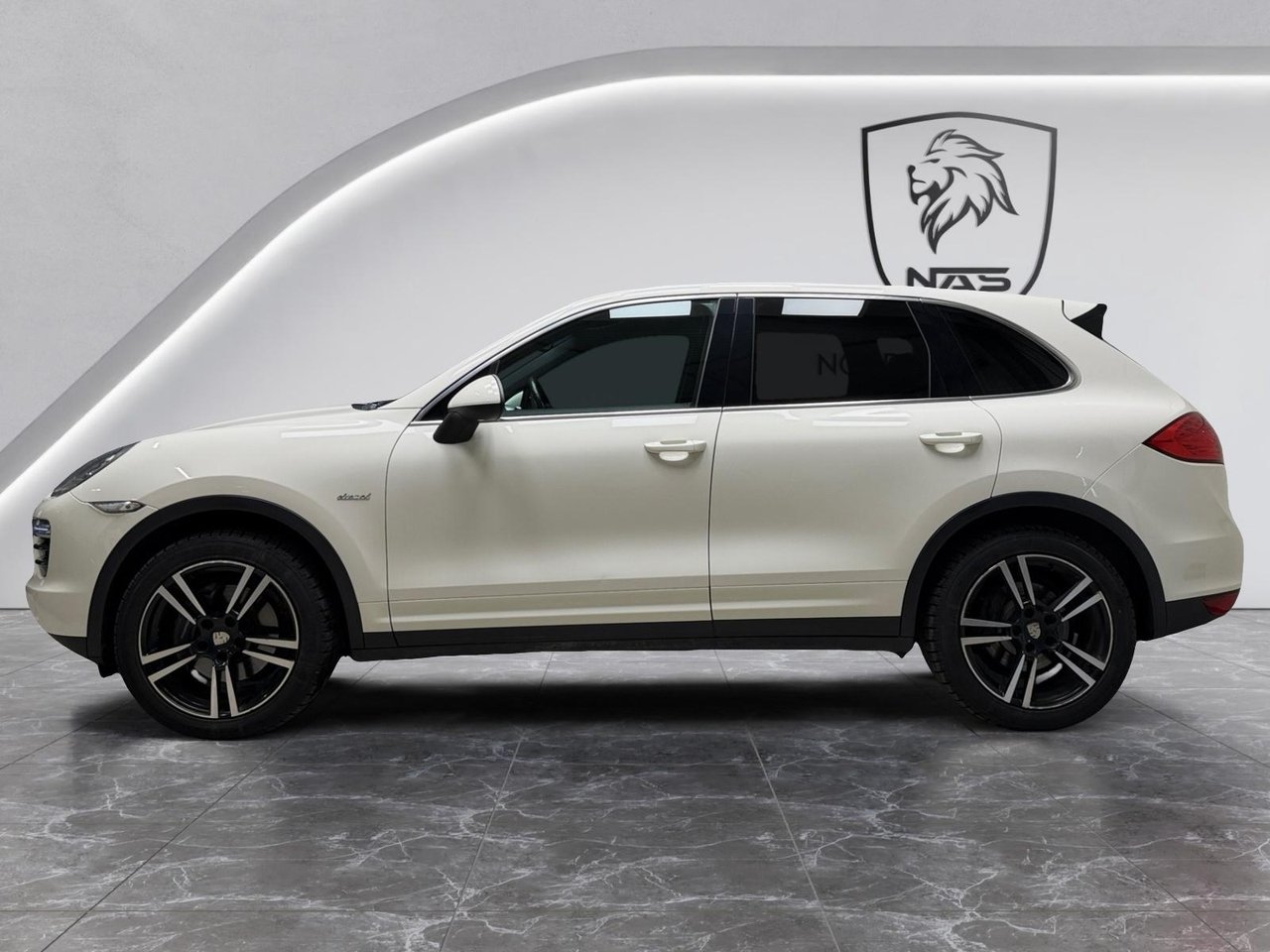 Porsche Cayenne Diesel / S Base / Drag 2012, kuva 2/10