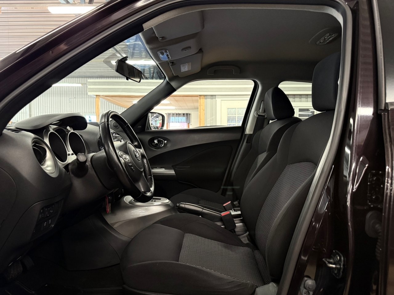 Nissan Juke 1.6 XTRONIC-CVT Euro 5 2014, photo 7/9