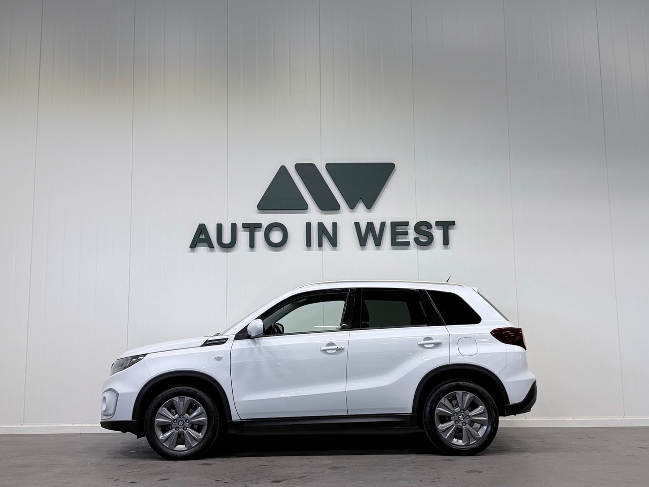 Suzuki Vitara 2024, photo 3/10