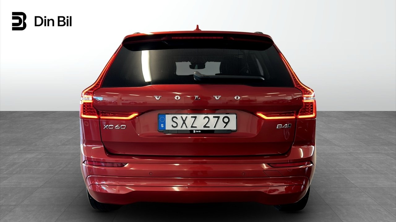 Volvo XC60 B4 AWD 2022, photo 5/17