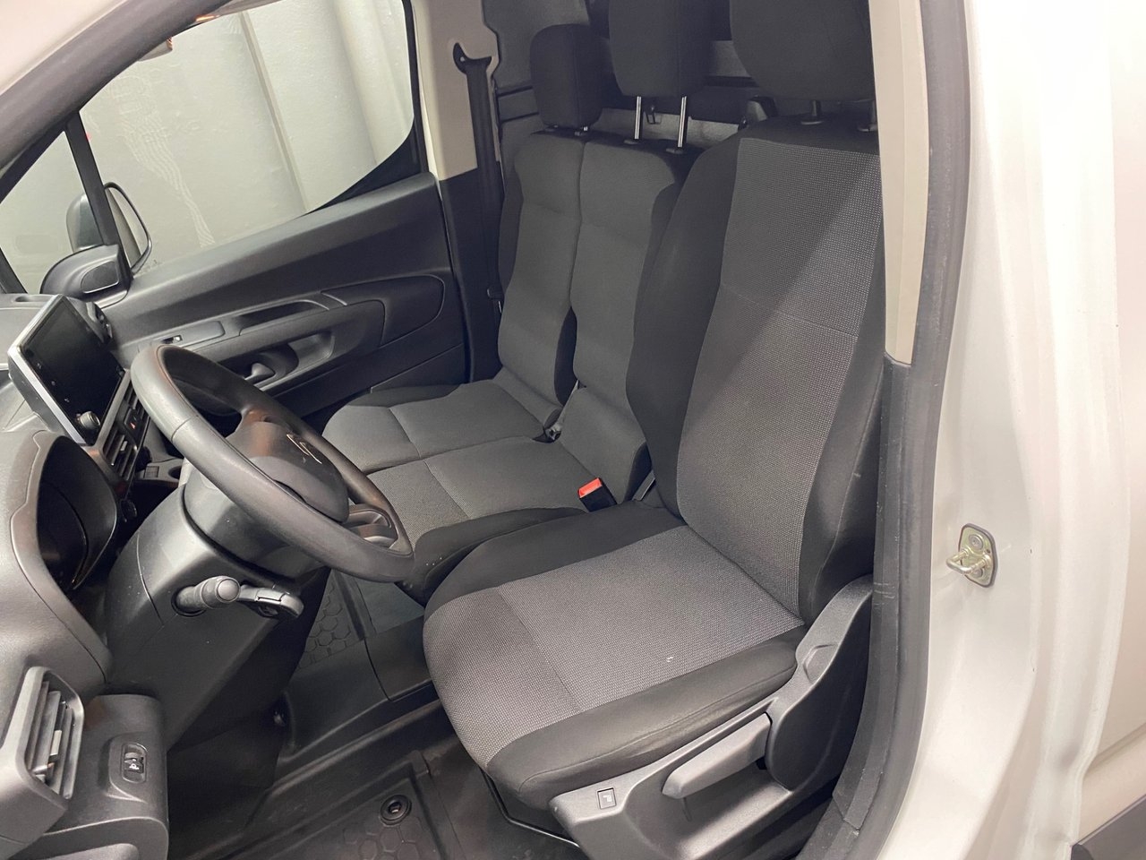 Citroen Berlingo 2021, bild 7/7