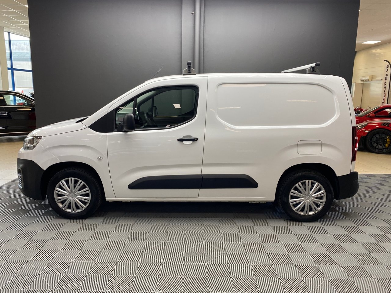Citroen Berlingo 2021, bild 2/7