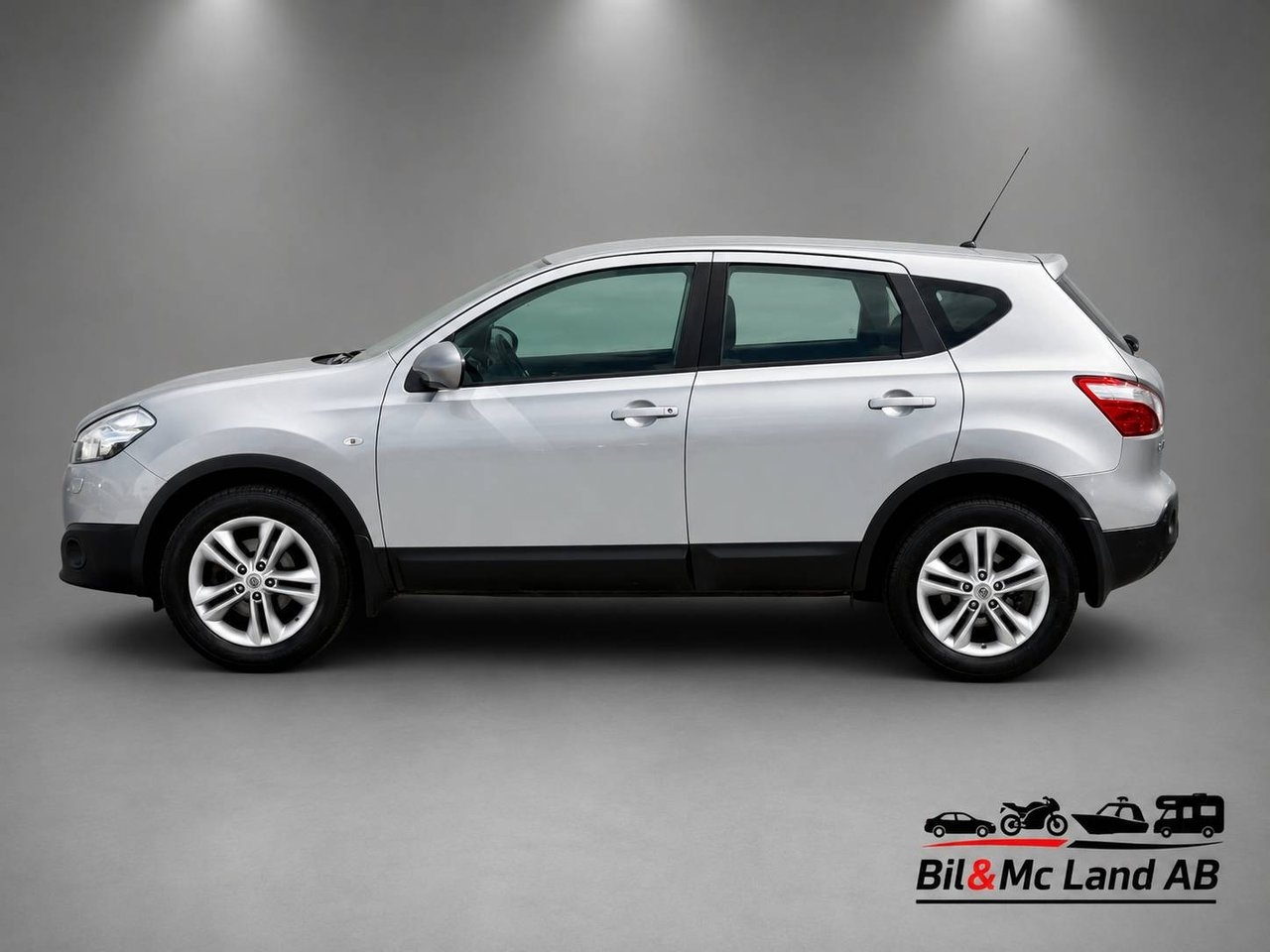 Nissan Qashqai 2011, bild 2/16