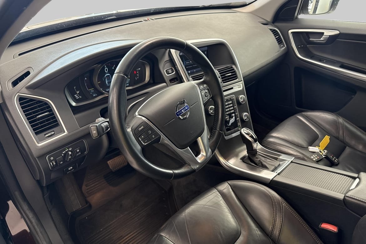 Volvo XC60 2014, kuva 7/21