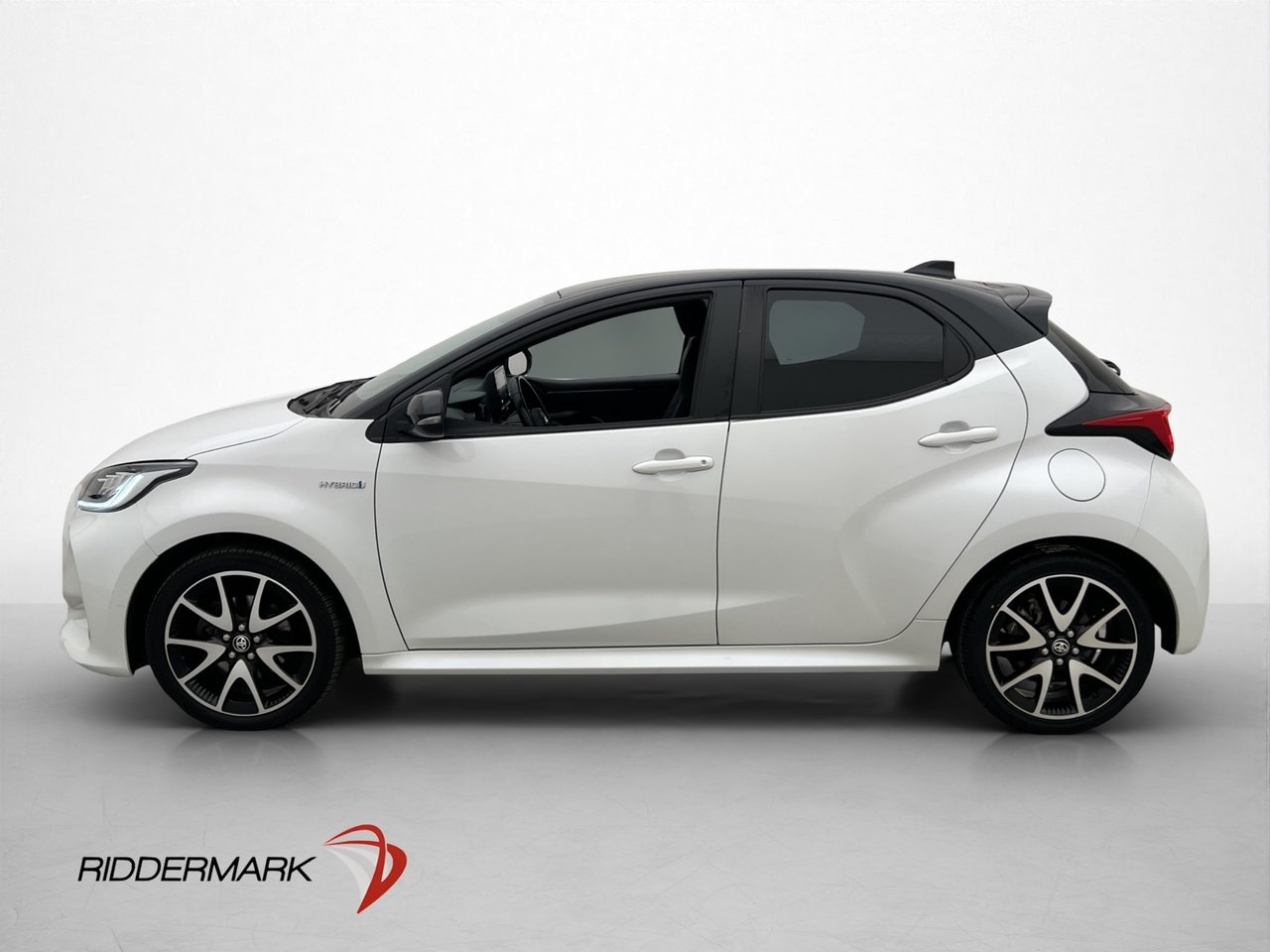 Toyota Yaris Hybrid 116hk Bitone Värmare 2021, bild 4/23