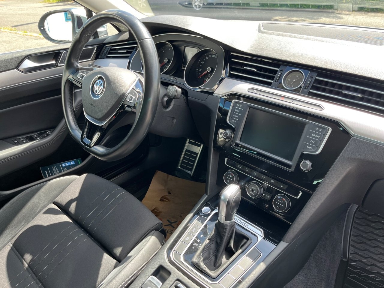 Volkswagen Passat 2016, bild 7/12