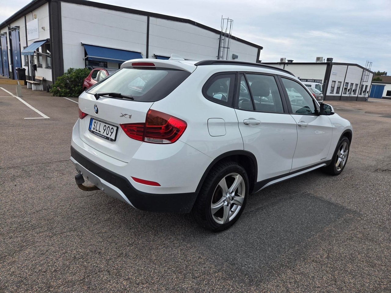 BMW X1 xDrive20d Steptronic xLine Euro 5 2014, bild 4/10