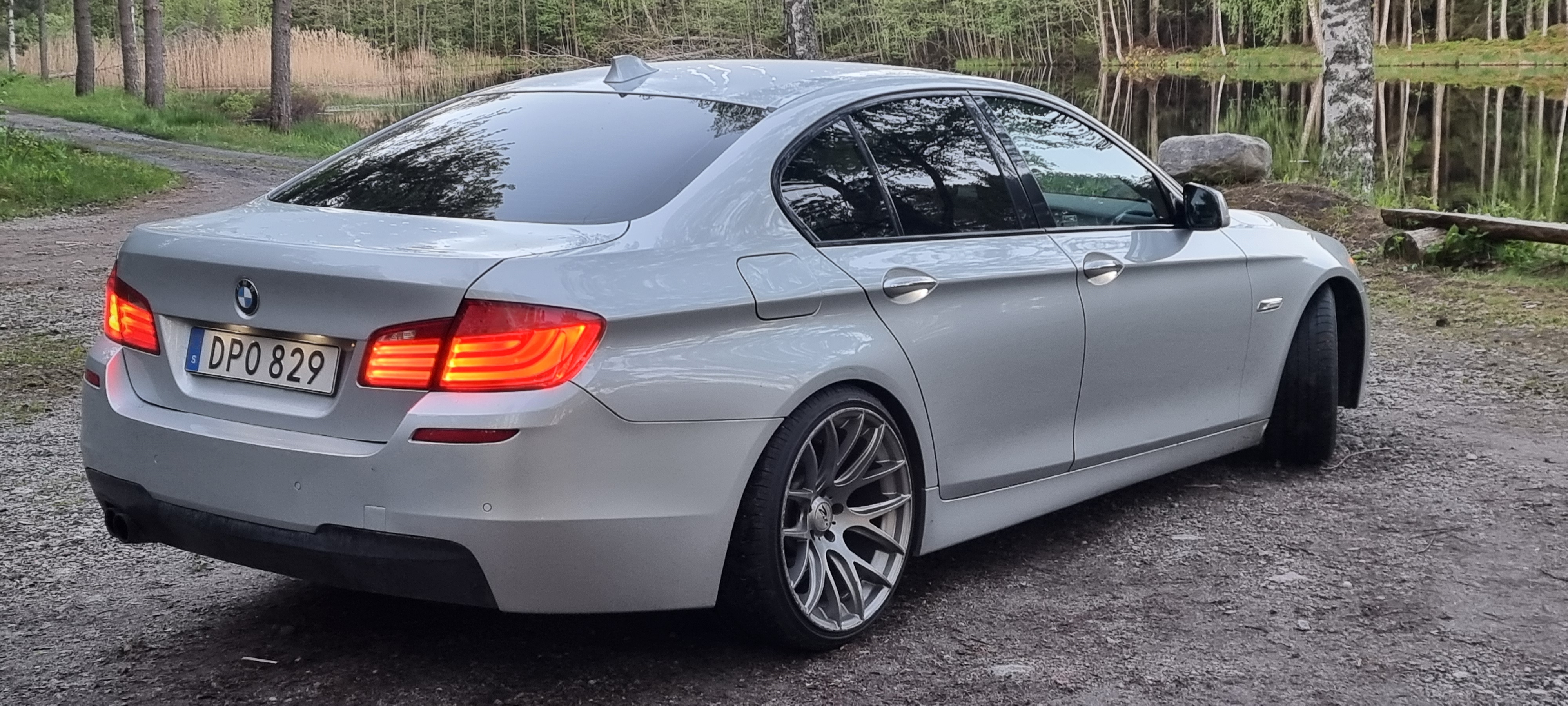 BMW 523