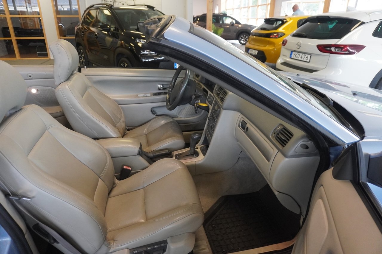 Volvo C70 Cabriolet 2.4 T Euro 3 2004, kuva 6/7