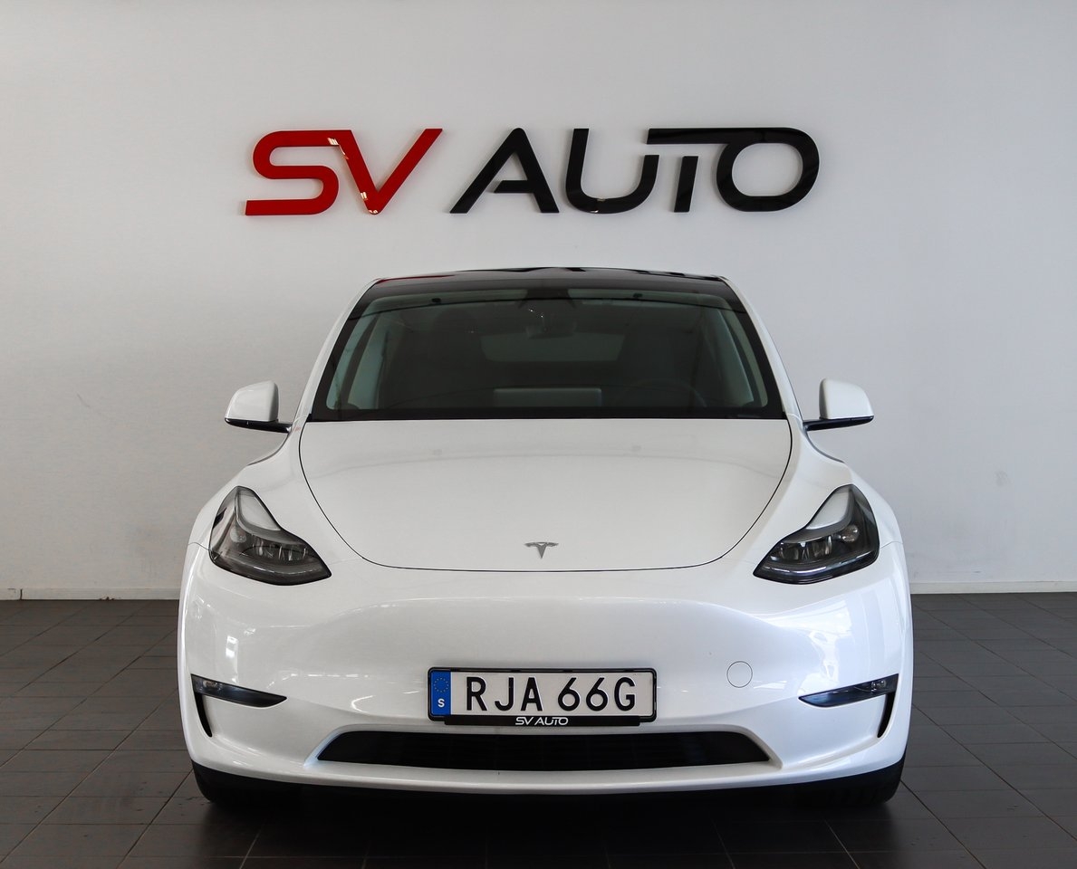 Tesla Model Y 2024, bild 2/16