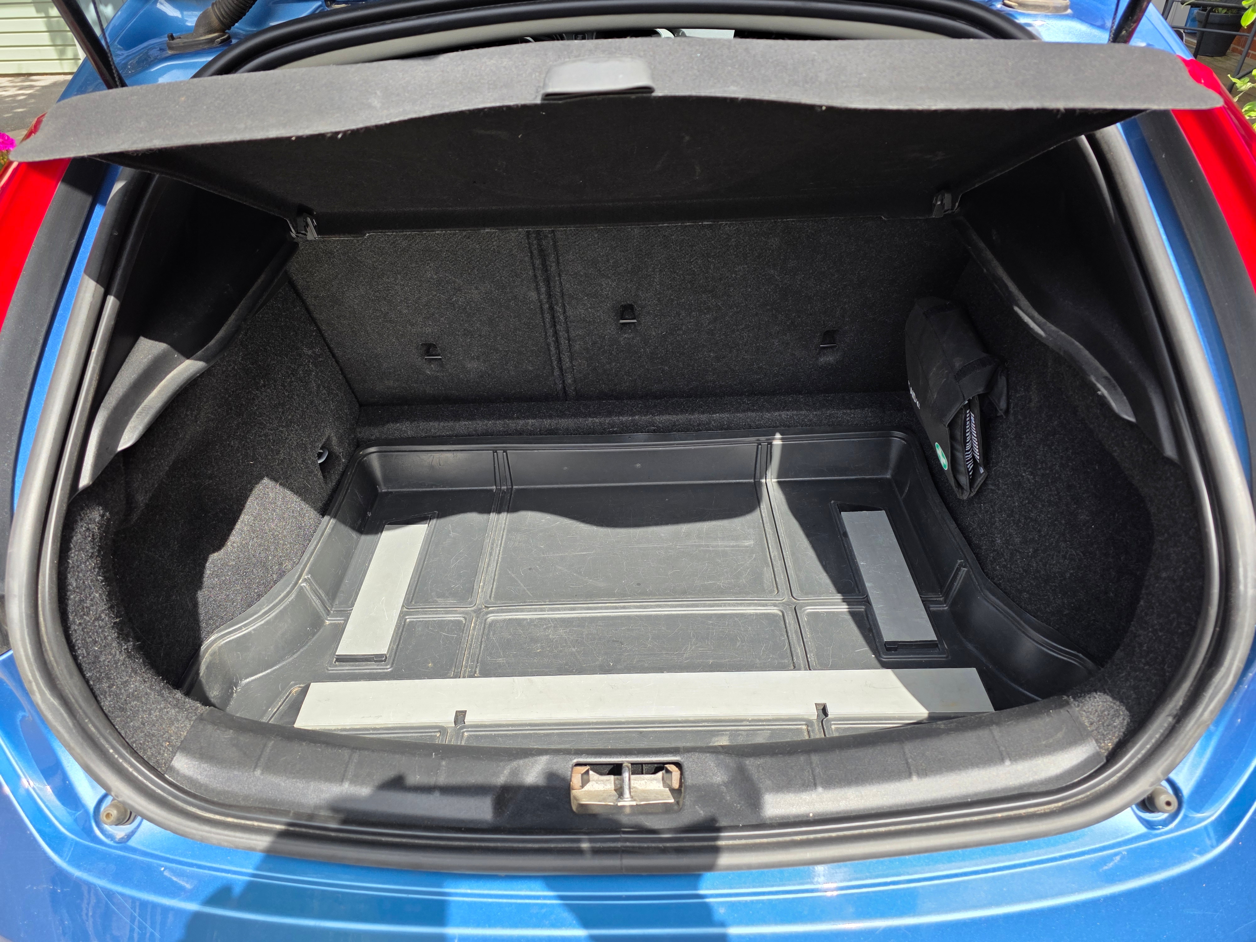Volvo V40 D3 Momentum 2015, photo 7/10
