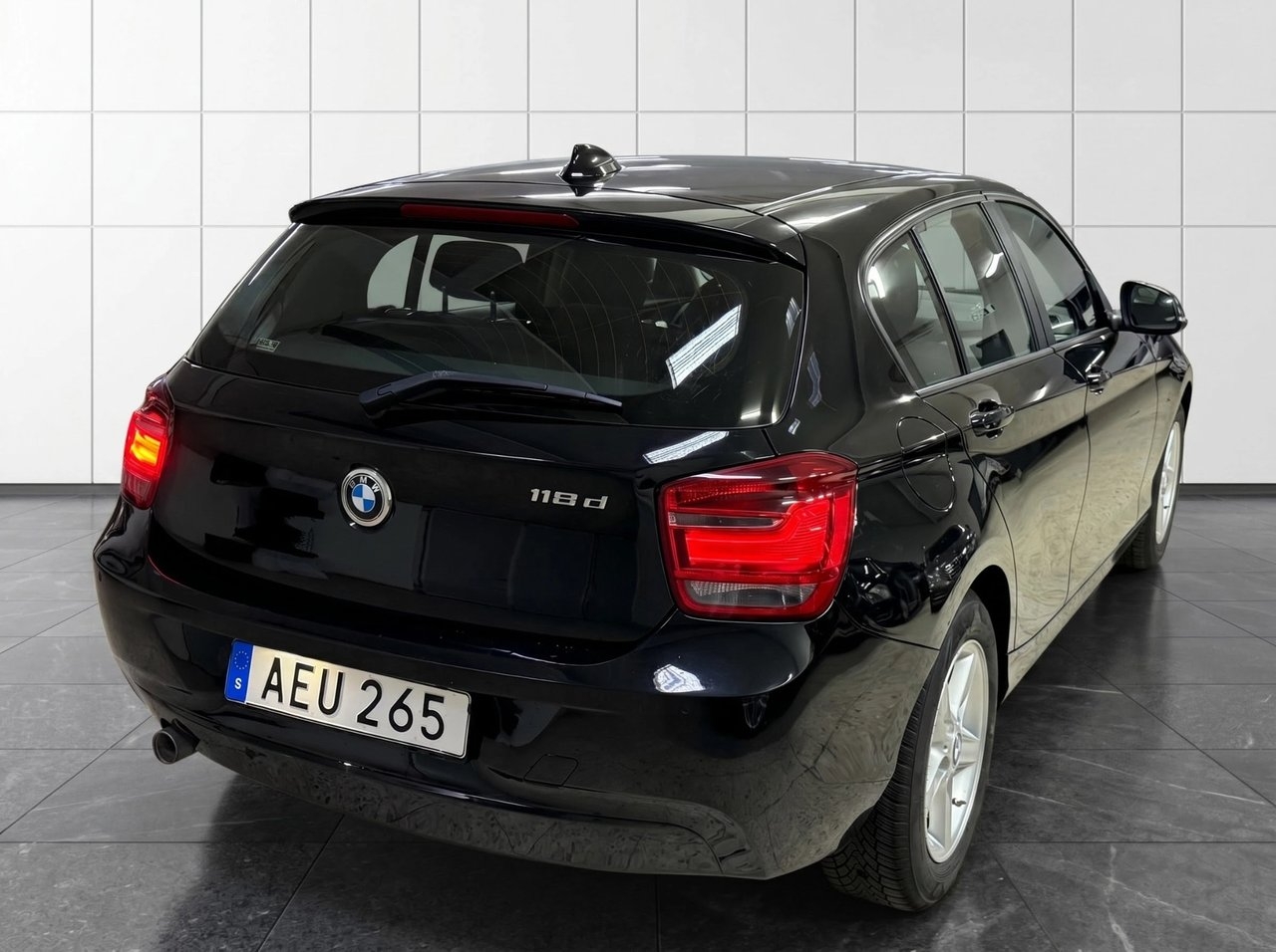 BMW 118 2015, photo 2/14