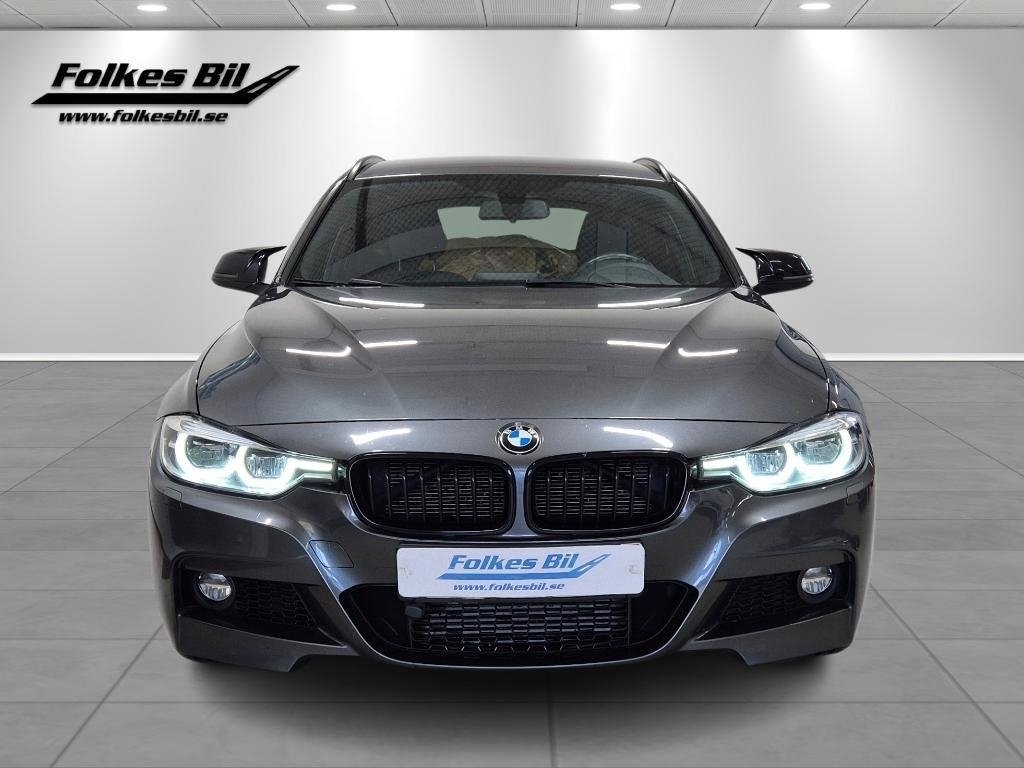 BMW 335 2017, photo 2/17