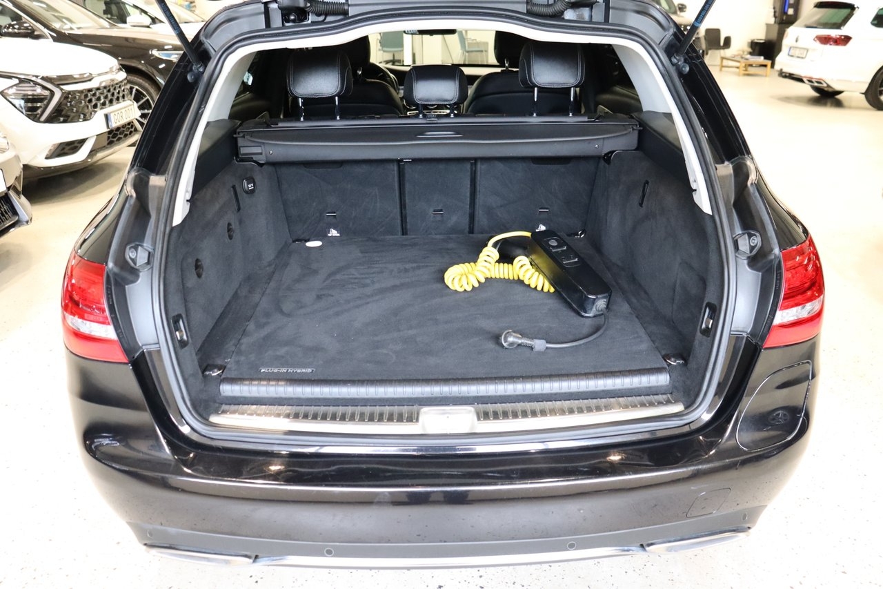Mercedes-Benz C 2017, bild 6/10