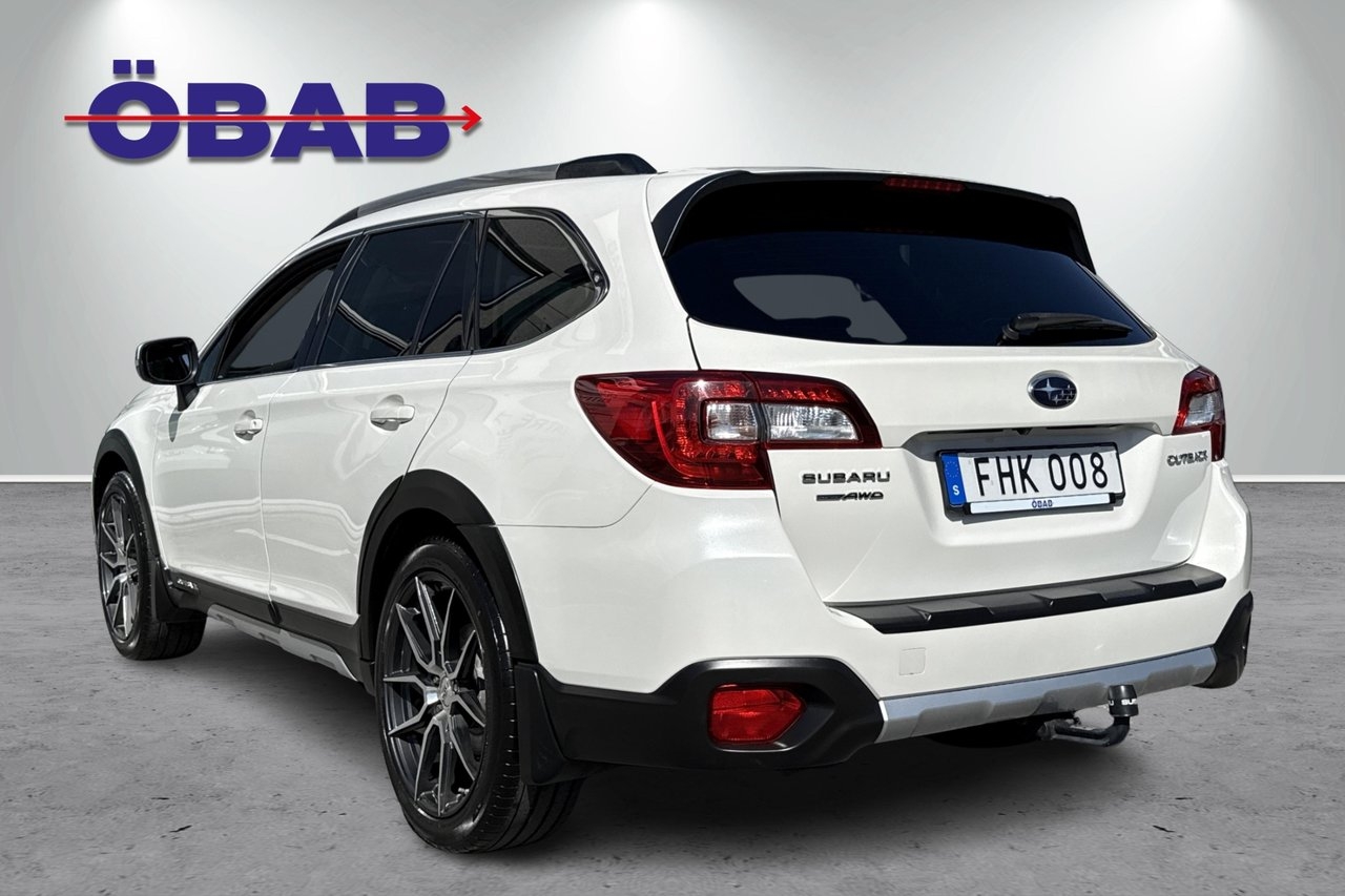 Subaru Outback 2018, photo 6/15