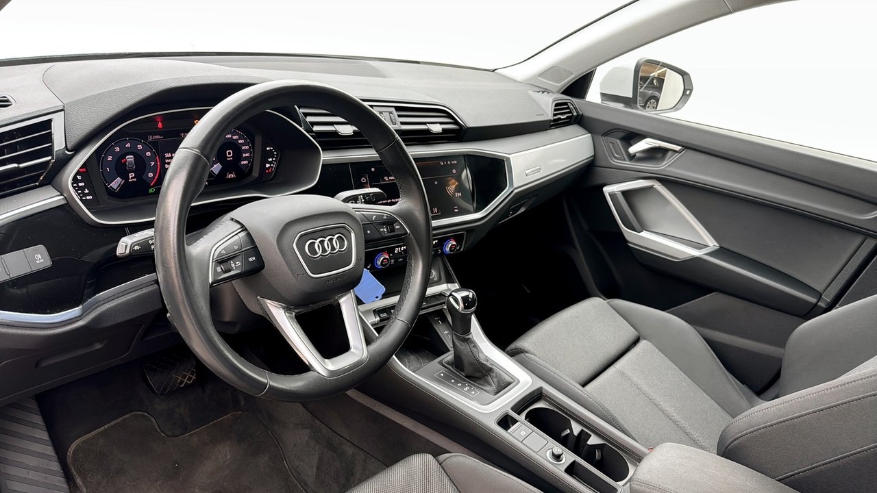Audi Q3 35 TFSI Advanced 150hk S-tronic 2023, bild 7/10