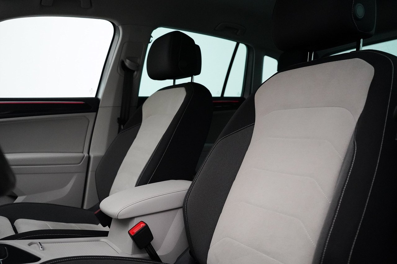 Volkswagen Tiguan 2024, bild 7/24
