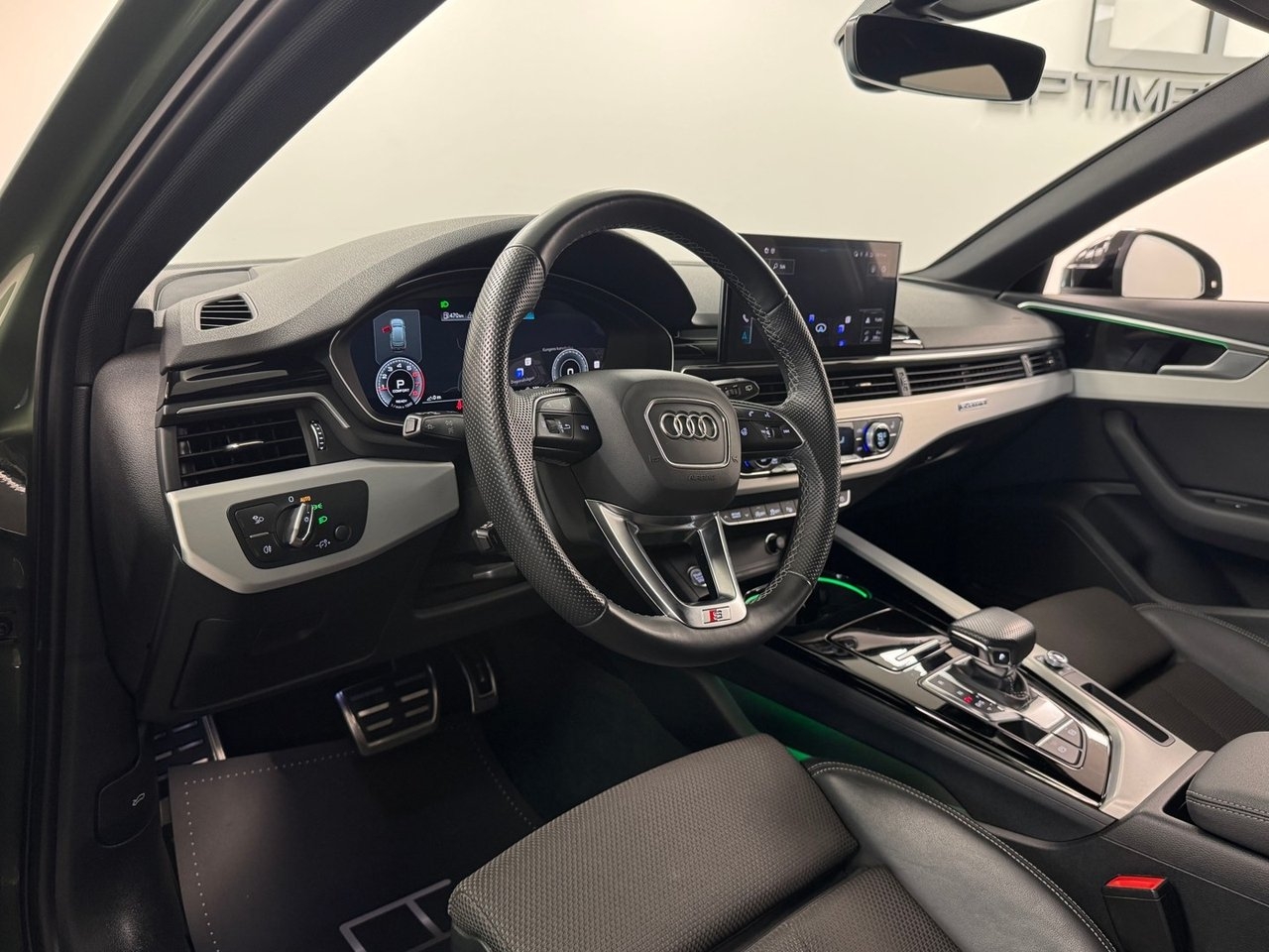 Audi A4 2024, bild 7/10