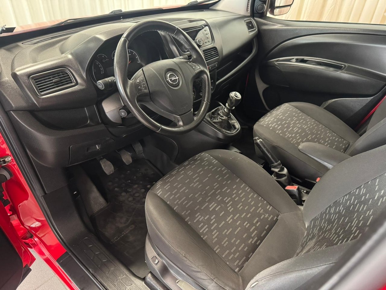 Opel Combo Van 1.6 Drag AUX 2016, bild 7/10